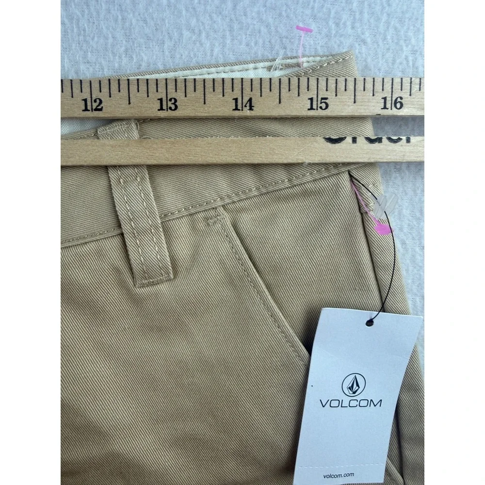 Volcom So Chickie Short Khaki Tan Chino Twill Skater Shorts Women Size 27 NEW - Picture 7 of 8
